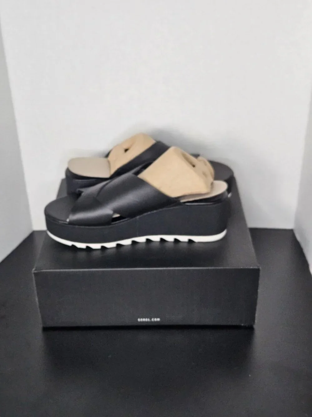 SOREL Cameron Platform Mule – Women’s Size 9.5 – Black